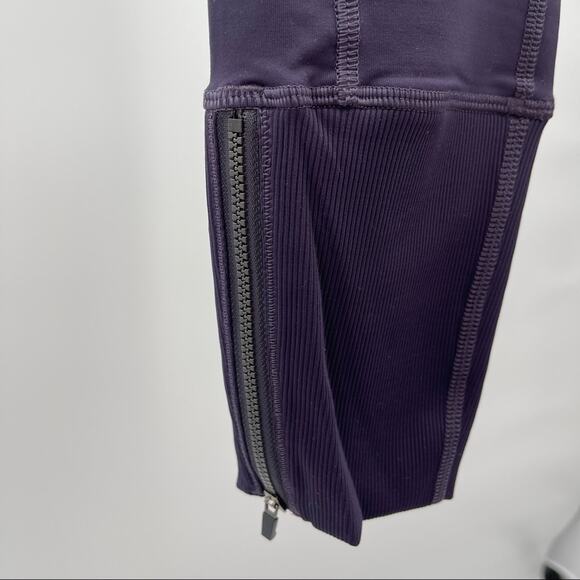 LULULEMON Rebel Runner Crop Legging Grape Stripe Zipper Athleisure NWT Size 2 - Picture 9 of 16